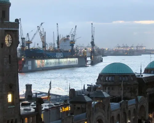 St. Pauli and Port of Hamburg Walking Tour